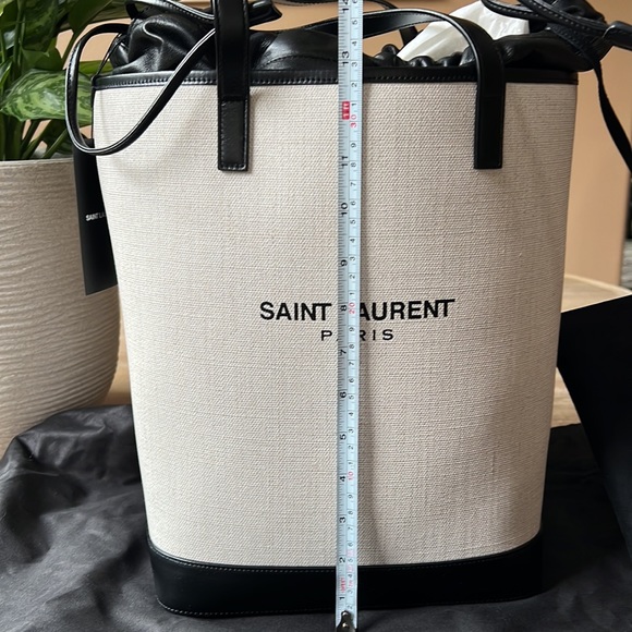 Saint Laurent Teddy Off-White Coated Linen Drawstring Bucket Bag - Picture 4 of 15